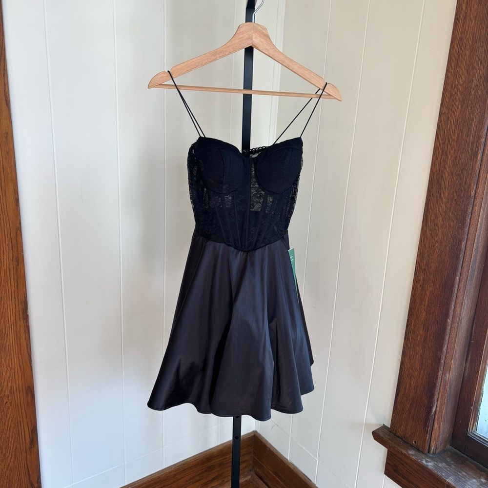B Smart Women’s 0 Black Lace Bustier Fit Flare Mini Dress Whimsigoth  NWT